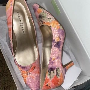 Karen Scott - Clancypkfl Pink Floral heels